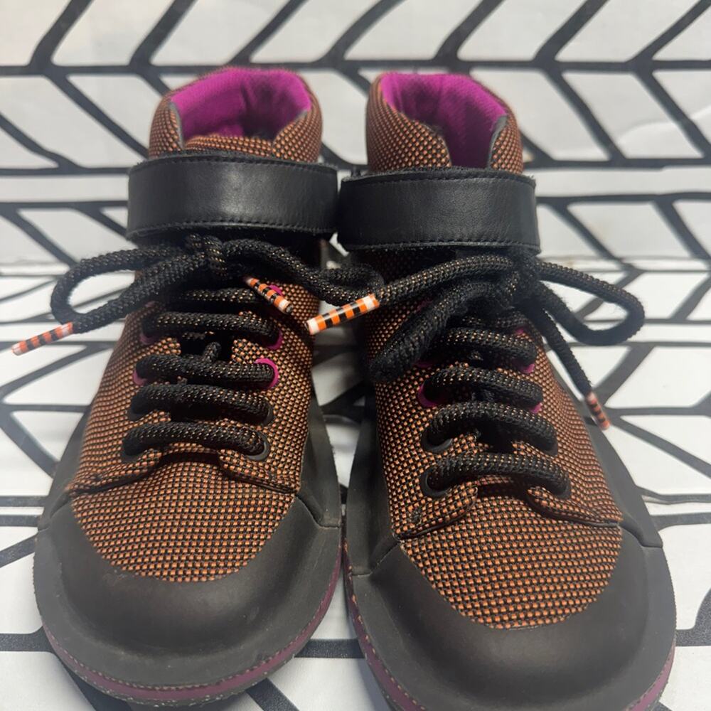 Camper Beetle Ankle Boot in size 35 = US 5 - Picture 3 of 9